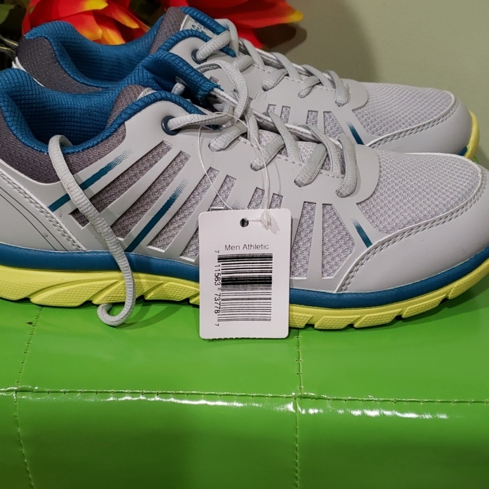 Brand new Stylish Apple Fashion shoes - Picture 2 of 8